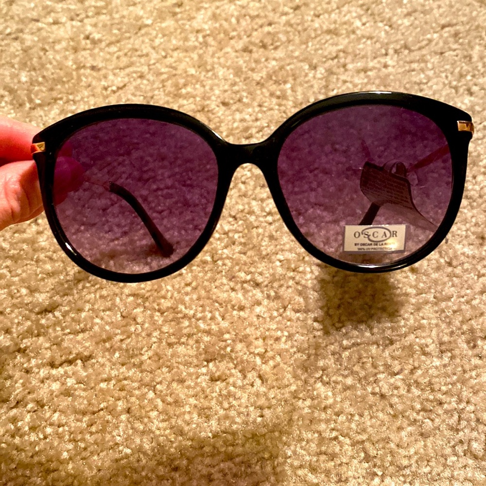 Oscar de la Renta sunglasses, brand new!